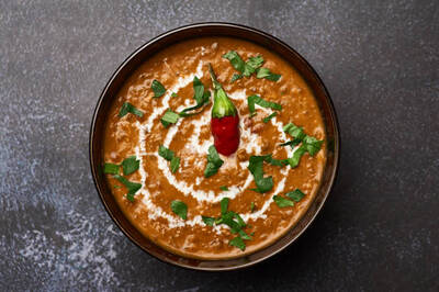 Our Farm to Table Promise: How Noori India Sources Fresh, Local, Sustainable Ingredients in Koh Samui 4 Farm-fresh vegetables prepared for catering services in Koh Samui